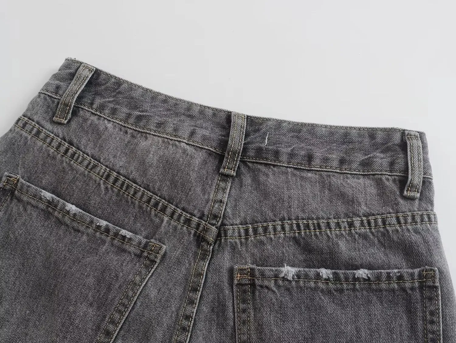 Aiertu Summer Pure Cotton Girls High Street Shorts Women Frayed Distressed Denim Mom Fashion Casual Bermuda