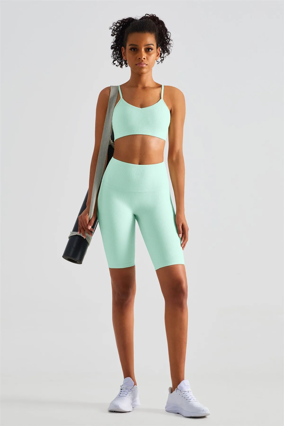 Ribbed Seamless Yoga Shorts