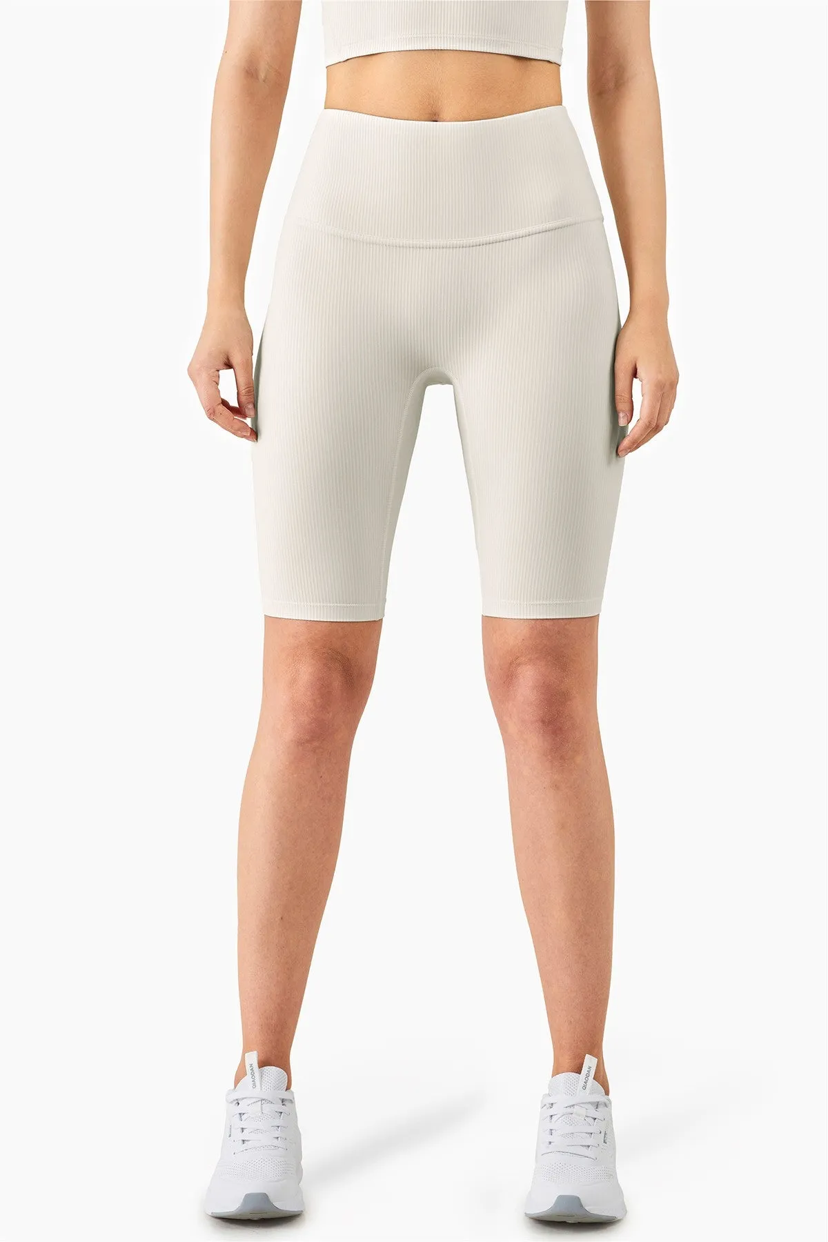 Ribbed Seamless Yoga Shorts