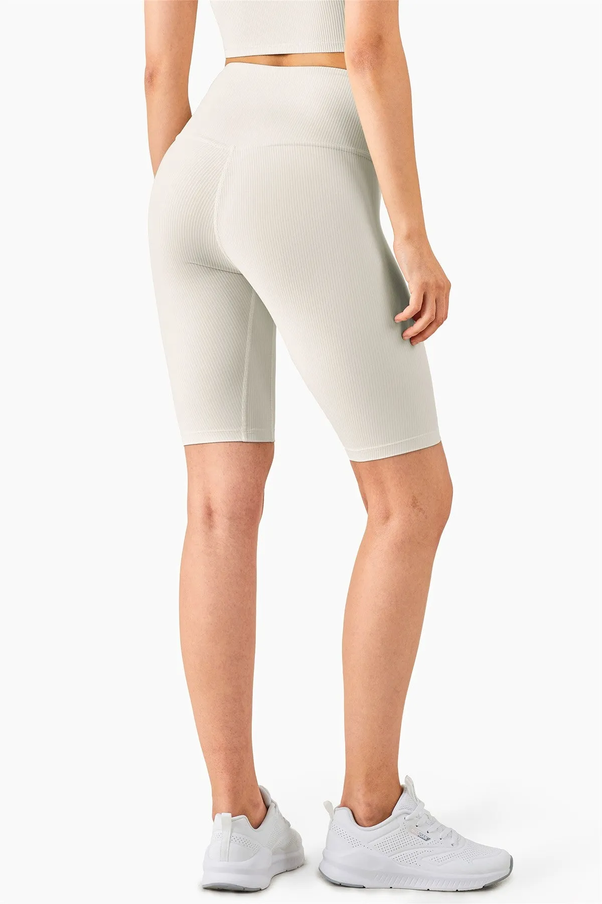 Ribbed Seamless Yoga Shorts