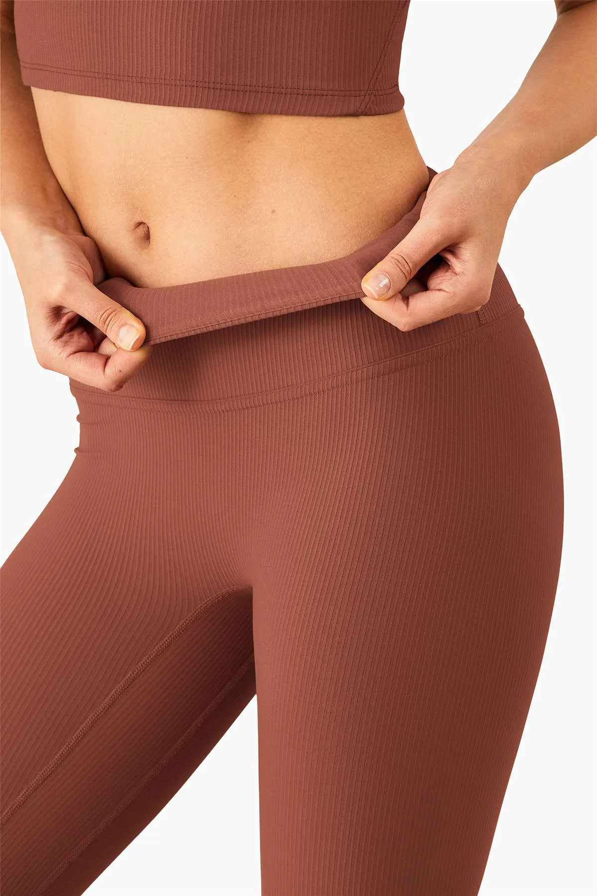 Ribbed Seamless Yoga Shorts